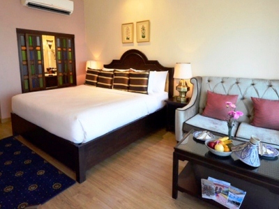 Sheik Istana Hotel