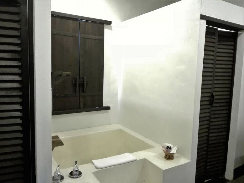 Rainforest Boutique Hotel