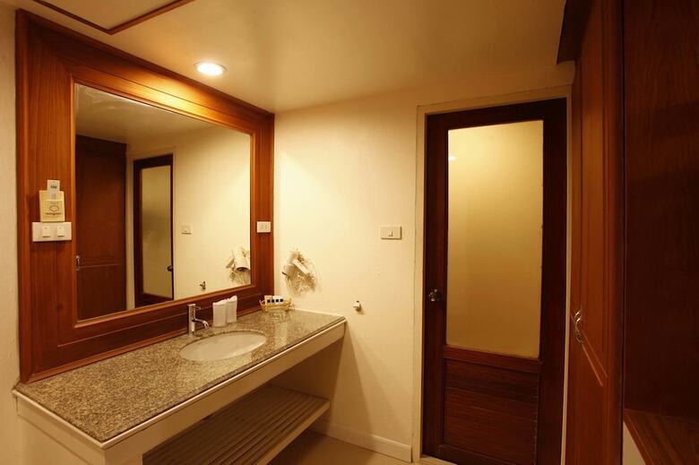 Hotel The Viridian Resort