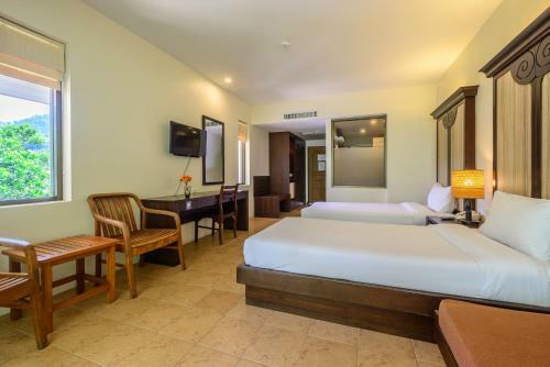 Patong Lodge Hotel