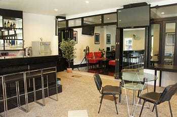 Hostal Noble House