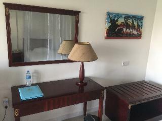 Oceanic Bay Hotel And Resort