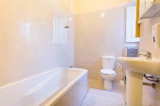 Well�come! To The Backyard House