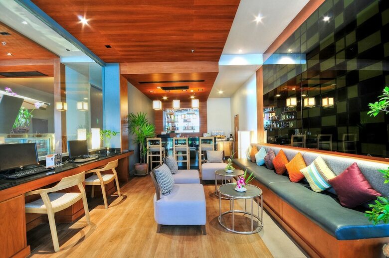 Hotel Citrus Heights Patong Phuket By Compass Hospitality