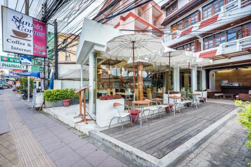 Hostal Sunset Mansion