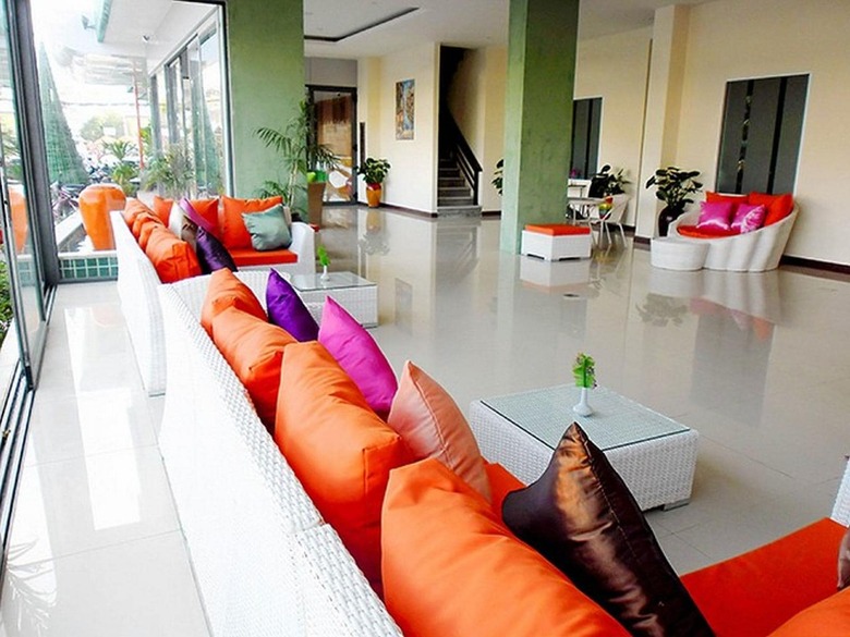 Hotel The Three By Apk