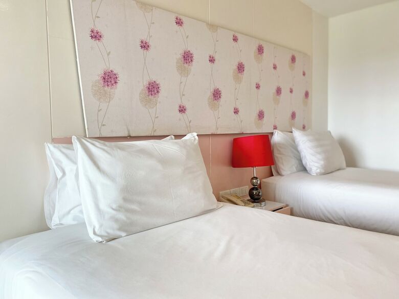 Hotel Patong Holiday