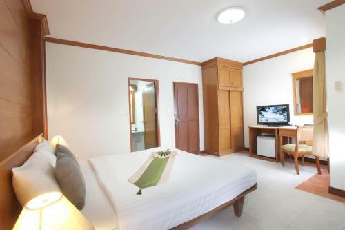 Hotel Palmyra Patong Resort Phuket