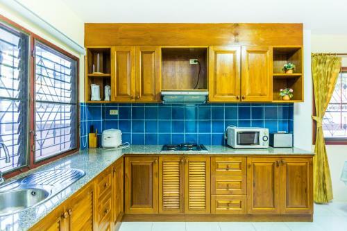 Hostal Eriksson Guesthouse