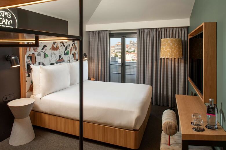 Se Catedral Hotel Porto, Tapestry Collection By Hi