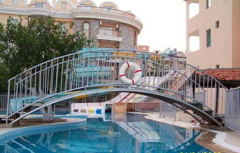 Hotel Club Secret Garden