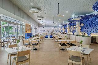 Hotel Banthai Beach Resort & Spa
