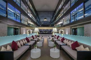 Hotel Banthai Beach Resort & Spa