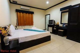 Hostal Ramaz Hotel
