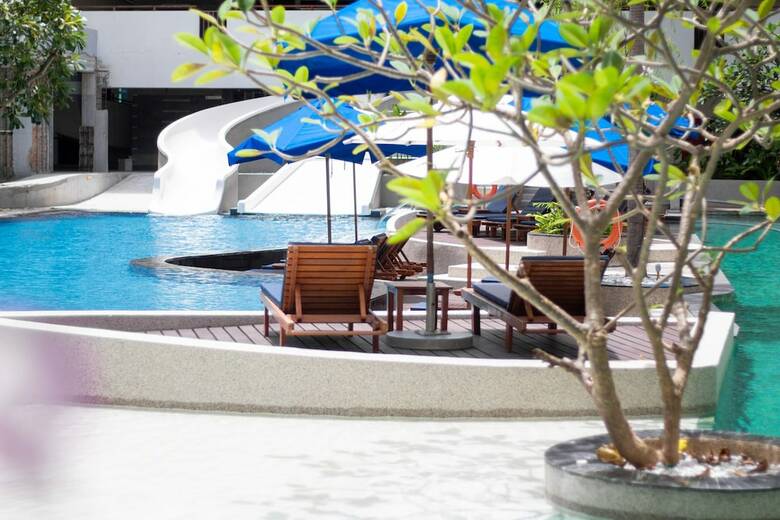 Hotel Deevana Plaza Phuket