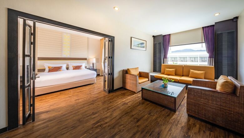 Hotel Deevana Plaza Phuket