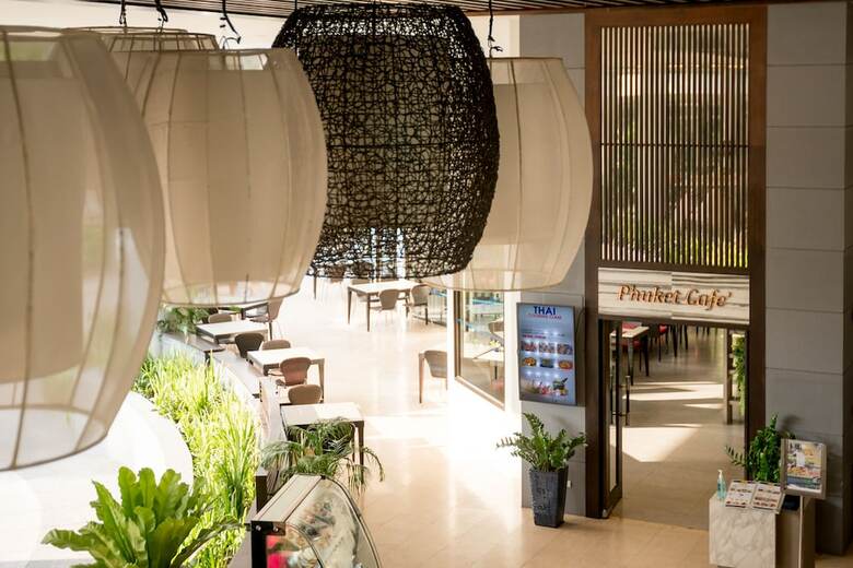 Hotel Deevana Plaza Phuket