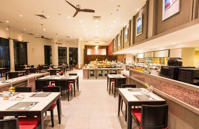 Hotel Deevana Plaza Phuket