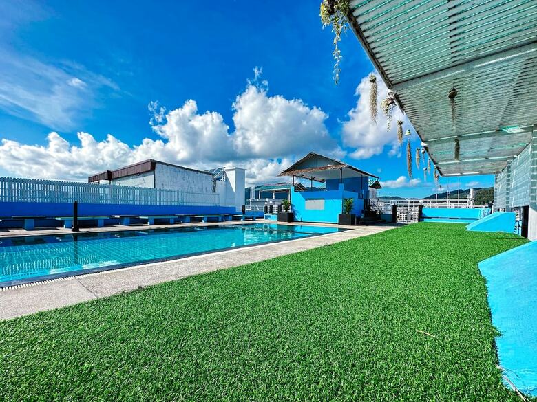 M-narina Hotel