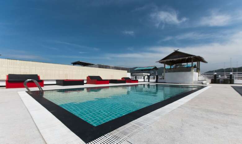 M-narina Hotel