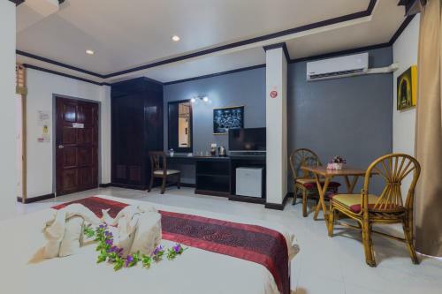 Posada Grand Orchid Inn