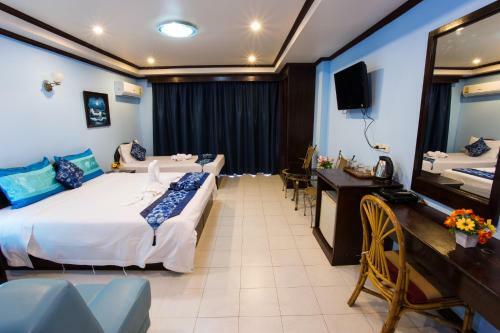 Posada Grand Orchid Inn