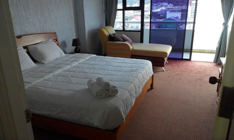 Apartamentos Patong Tower By United 21 Thailand