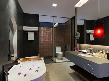 Hotel Avista Hideaway Resort & Spa - Phuket