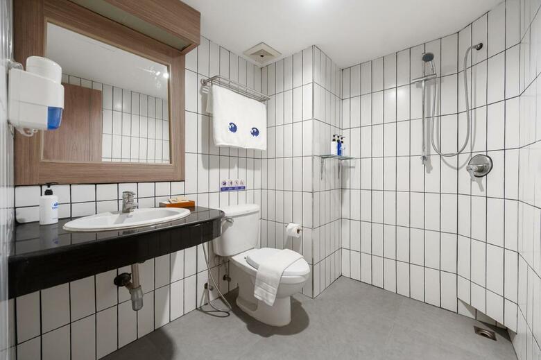 Hotel White Sand Resortel, Patong