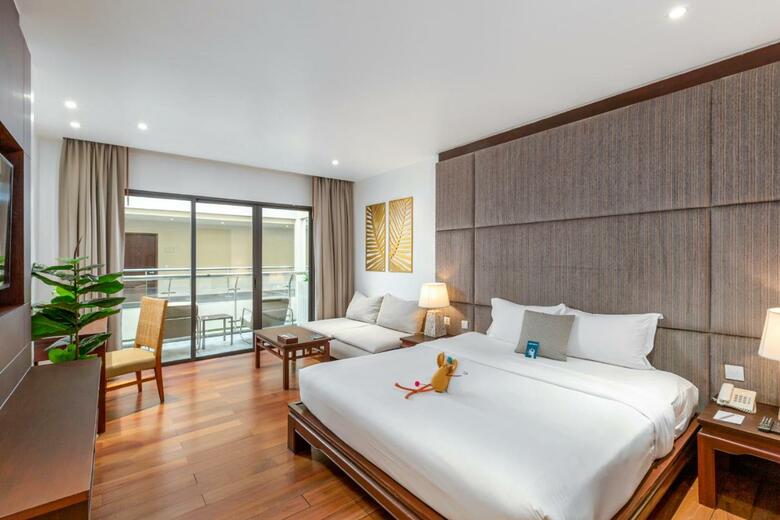 Hotel Baan Laimai Beach Resort