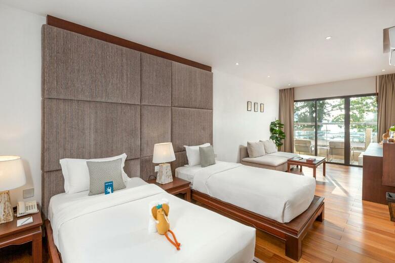 Hotel Baan Laimai Beach Resort