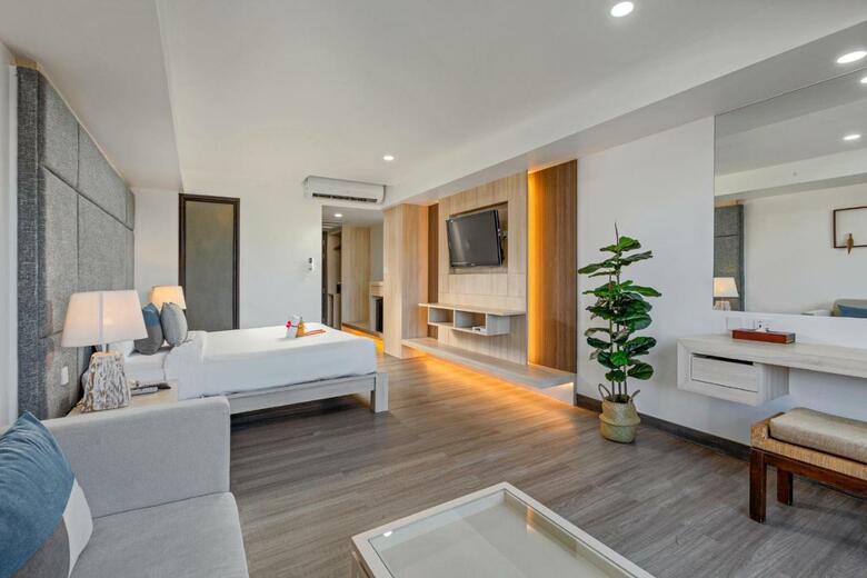 Hotel Baan Laimai Beach Resort