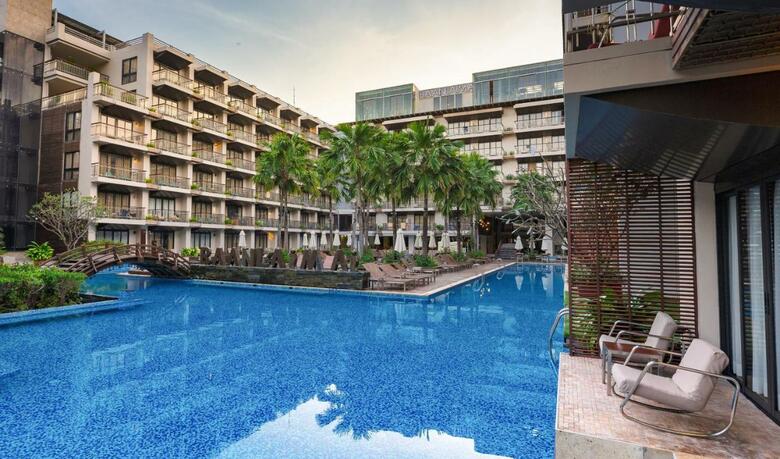 Hotel Baan Laimai Beach Resort