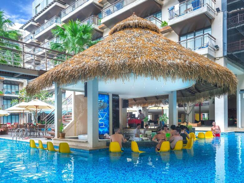 Hotel Baan Laimai Beach Resort