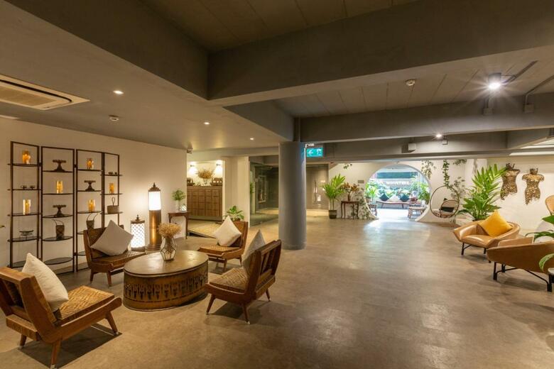 Hotel Baan Laimai Beach Resort
