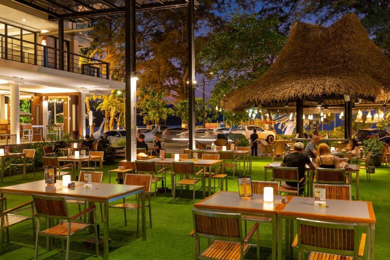 Hotel Baan Laimai Beach Resort