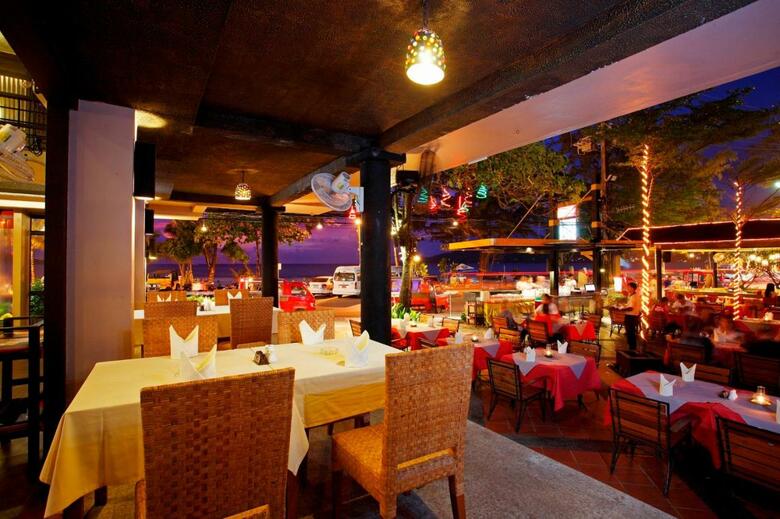 Hotel Baan Laimai Beach Resort