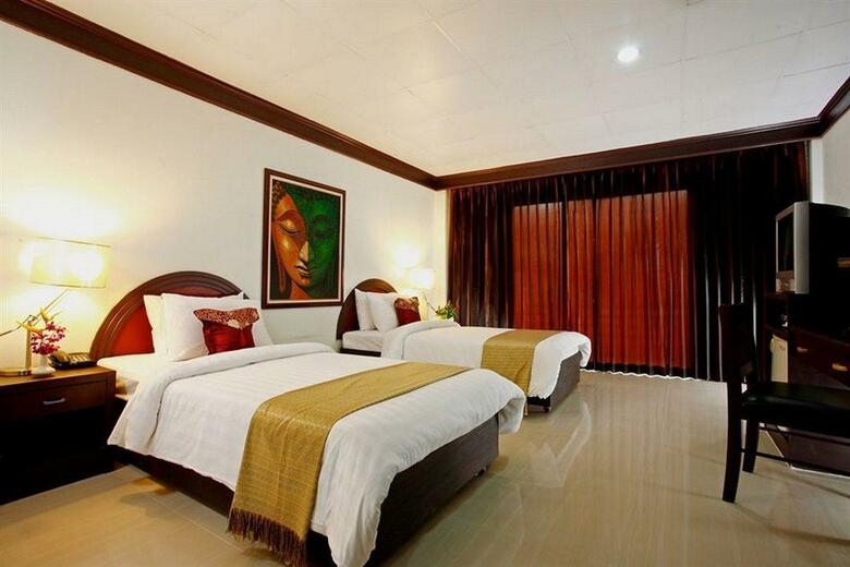 Bamboo Beach Hotel & Spa