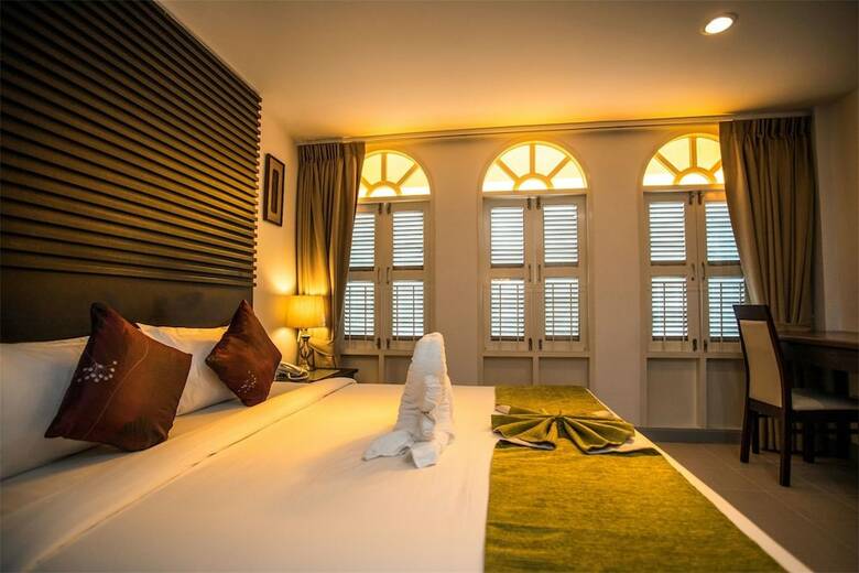 Hostal Sino House Patong