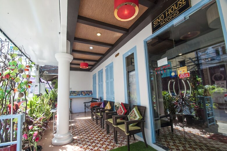 Hostal Sino House Patong