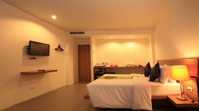 We Hotel @ Sansabai
