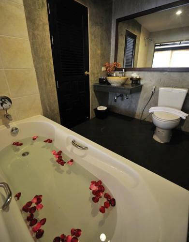 Siralanna Hotel
