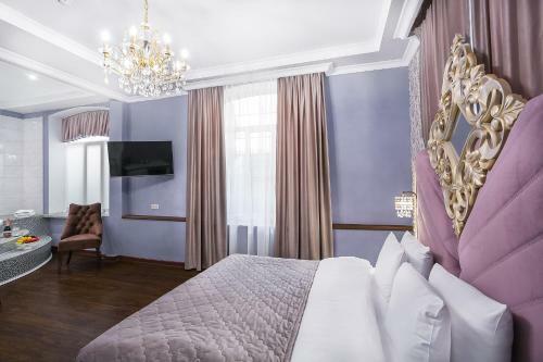 Hotel Empire