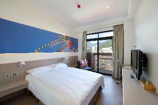 Mellow Fields Hotel
