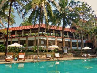 Hotel Sappraiwan Elephant Resort & Sanctuary