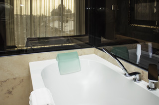 Hotel 11 Mirrors