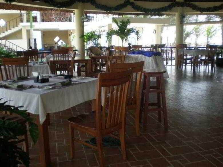 Hotel Lazi Beach Resort
