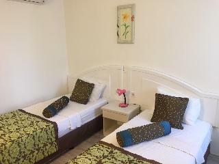 Verde Port Anka Hotel