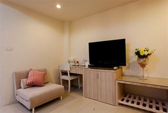 Hotel @ White Patong