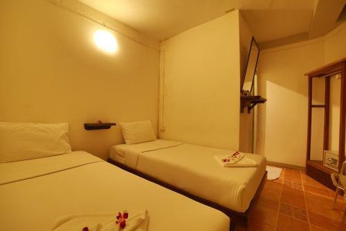 Hostal Relax Guesthouse